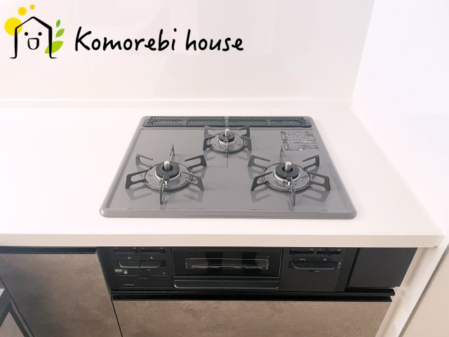 さいたま市大宮区上小町　12期　新築一戸建て　KEIAI GRACE　01のキッチン|26.9.18