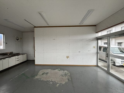  | 泡瀬・浦崎店舗