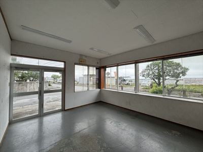  | 泡瀬・浦崎店舗
