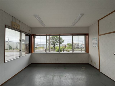  | 泡瀬・浦崎店舗
