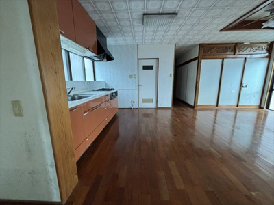  | 泡瀬・浦崎店舗