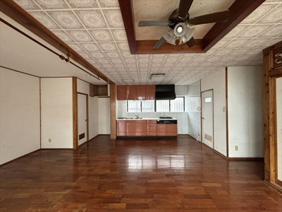  | 泡瀬・浦崎店舗