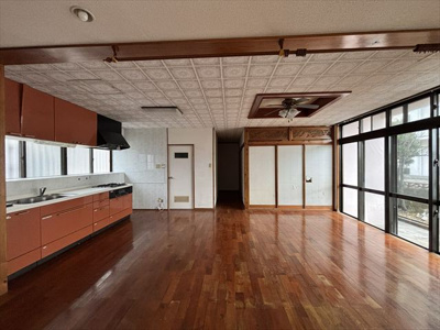  | 泡瀬・浦崎店舗
