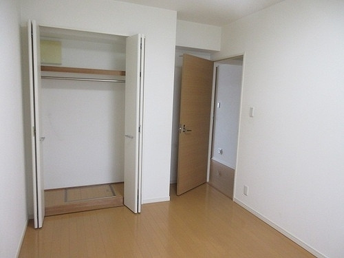 藤沢市湘南台２丁目の賃貸マンションの収納