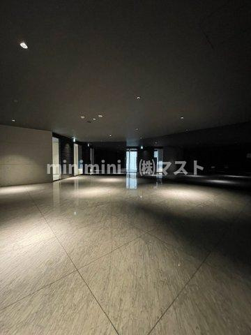 サムティ本町橋Ⅱメディアスのロビー