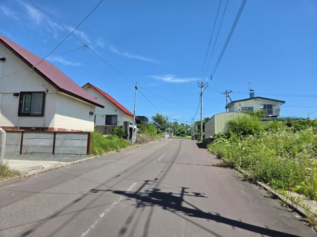 【前面道路含む現地写真】の画像
