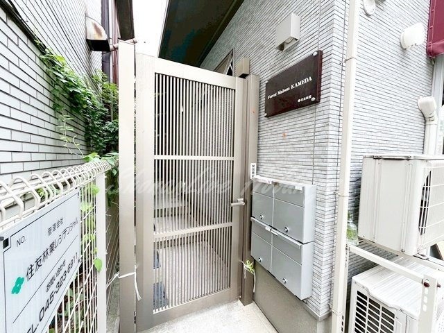 Forest Maison KAMEDAのエントランス