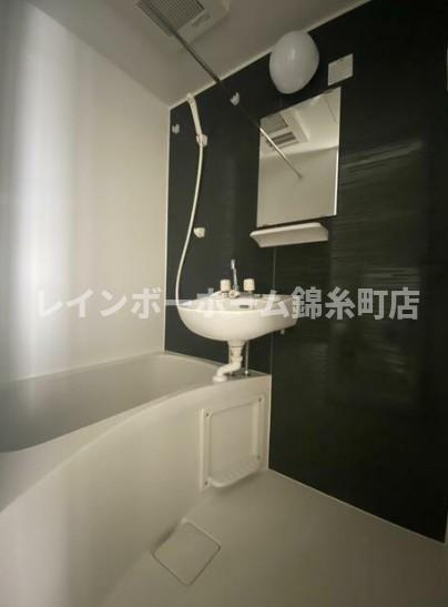 楽信マンションの浴室