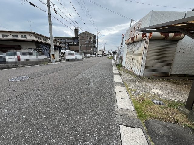 土地　上印食３丁目の前面道路含む現地写真|西から