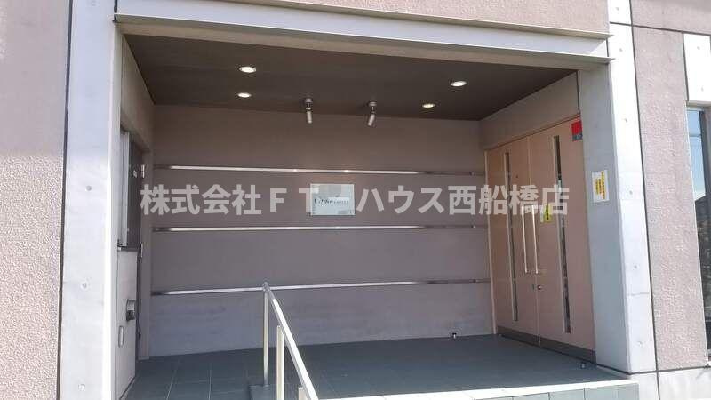 グレースコートのエントランス