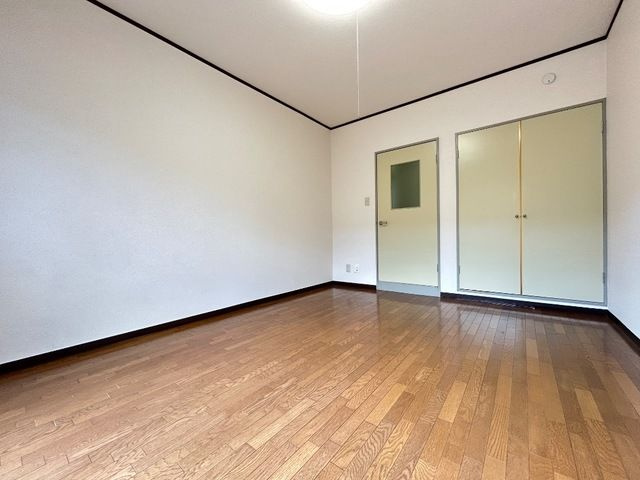 サンハイツＴＳＵＫＩＭＩの洋室