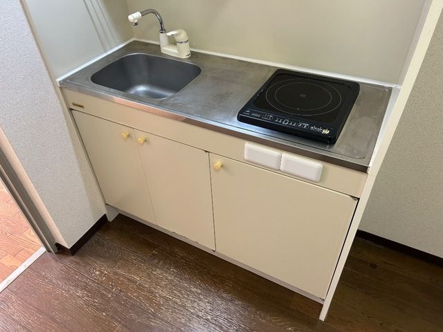 サンハイツＴＳＵＫＩＭＩのキッチン