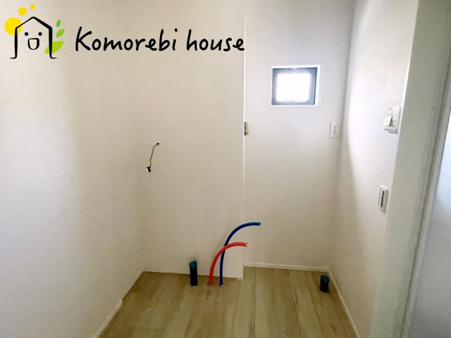 さいたま市大宮区上小町　12期　新築一戸建て　KEIAI GRACE　02の独立洗面台|26.9.18