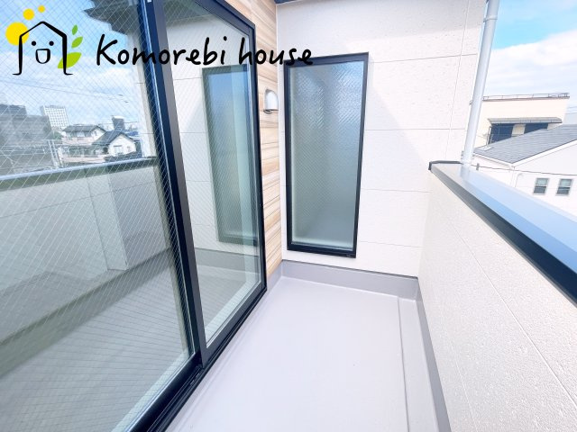 さいたま市大宮区上小町　12期　新築一戸建て　KEIAI GRACE　02のバルコニー|26.9.18