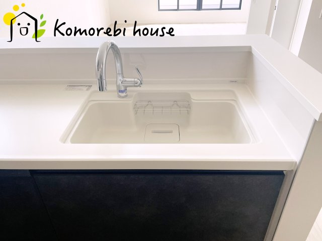 さいたま市大宮区上小町　12期　新築一戸建て　KEIAI GRACE　02のキッチン|26.9.18