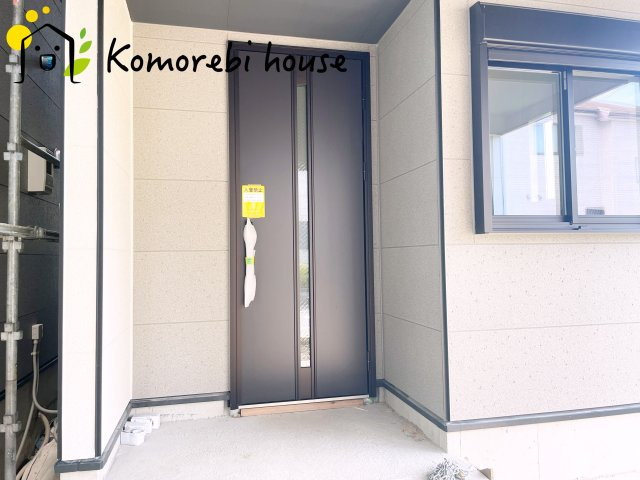 さいたま市大宮区上小町　12期　新築一戸建て　KEIAI GRACE　02の玄関|26.9.18