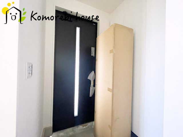 さいたま市大宮区上小町　12期　新築一戸建て　KEIAI GRACE　02の玄関|26.9.18