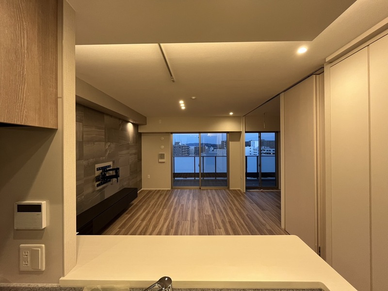 藤沢市鵠沼東の賃貸マンションの居間・リビング