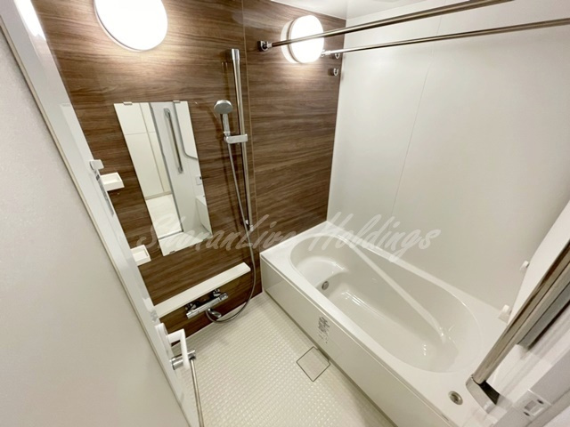 藤沢市鵠沼東の賃貸マンションの浴室