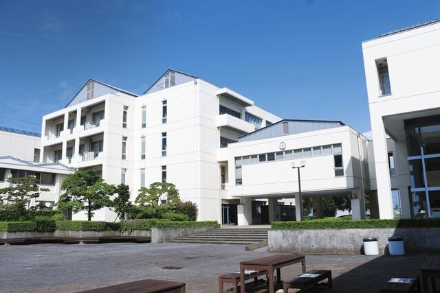 私立日本大学薬学部まで997m