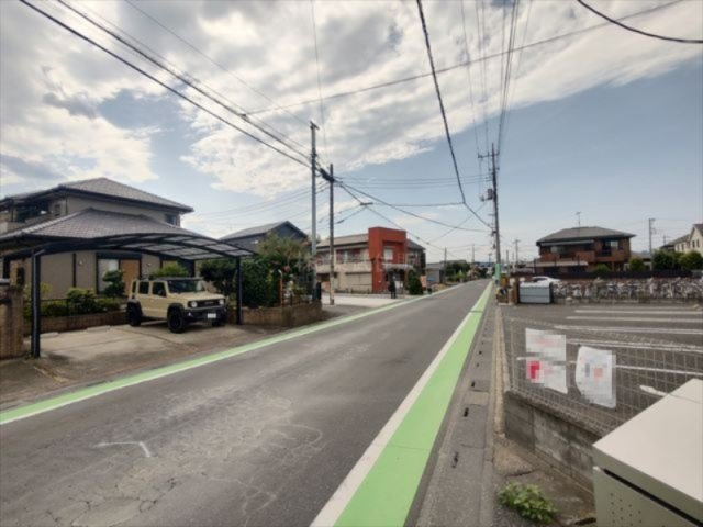 【前面道路含む現地写真】の画像
