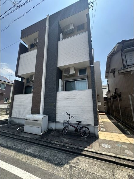 クライムヒルズの外観