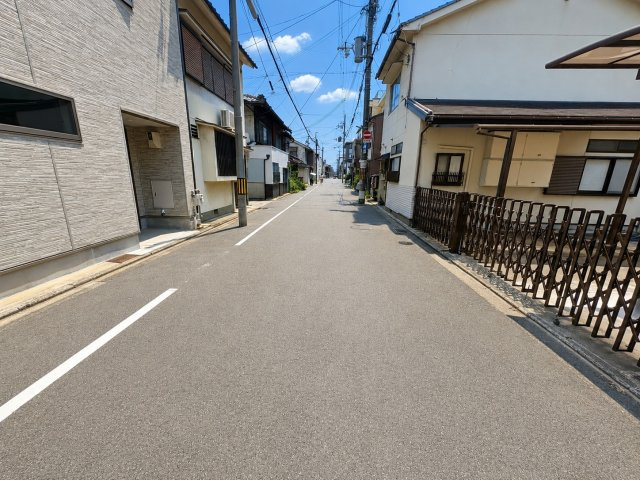 西九条川原城町　建築条件無土地の前面道路含む現地写真