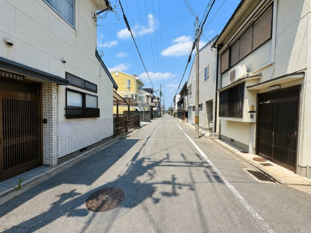西九条川原城町　建築条件無土地の前面道路含む現地写真