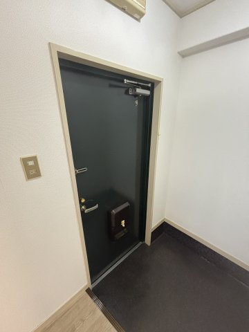 アメニティ宮前公園の玄関|シンプルで使いやすい玄関です