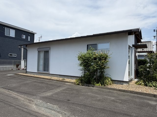 フェルサ貸店舗の外観