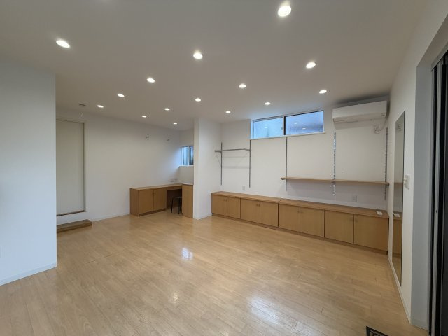 フェルサ貸店舗の内装