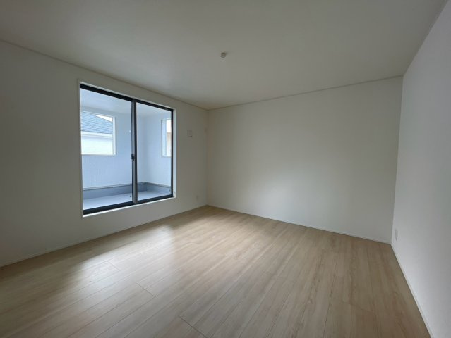 八重瀬町字仲座 第3 1号棟の洋室|2階洋室
