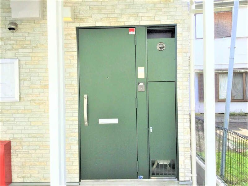リブリ・宝樹二番館の玄関