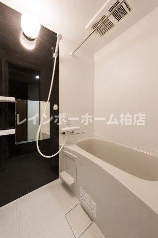 特典：仲介手数料が無料です!!の浴室|※別部屋参考写真。