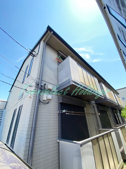 藤沢市鵠沼花沢町のアパートの外観