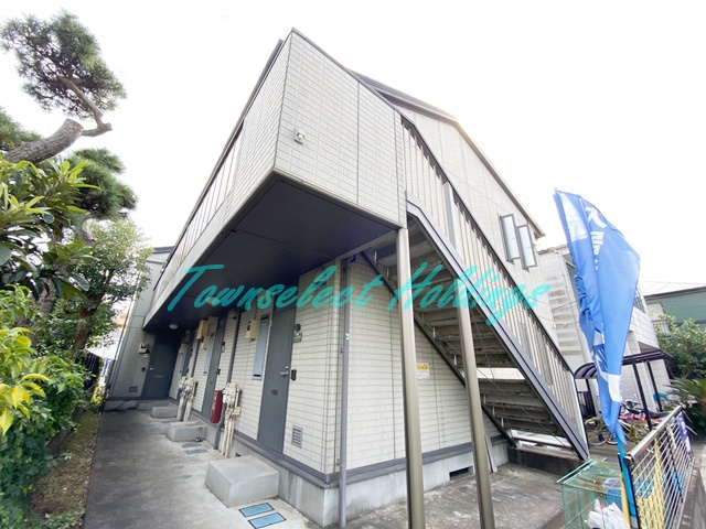 藤沢市鵠沼花沢町のアパートの外観
