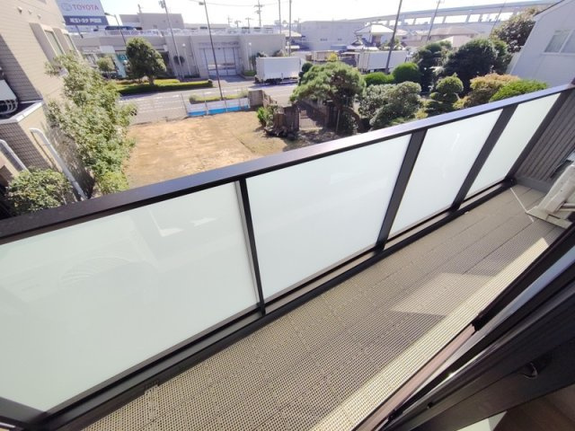 ＡＬＬＵＲＥのバルコニー