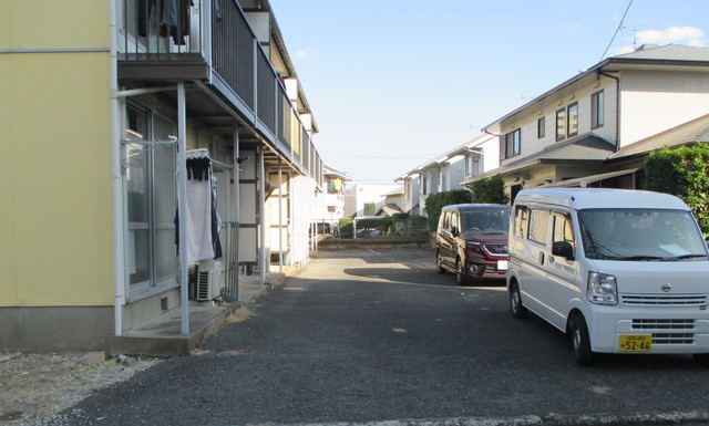 エクセルハイツの駐車場|別号室タイプ