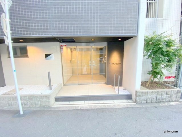 グランルージュ中之島南　仲介手数料無料のエントランス