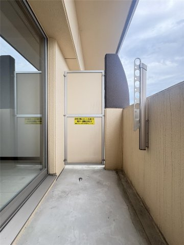 カーネリアン新屋敷のバルコニー