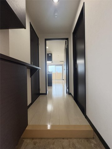 カーネリアン新屋敷の玄関