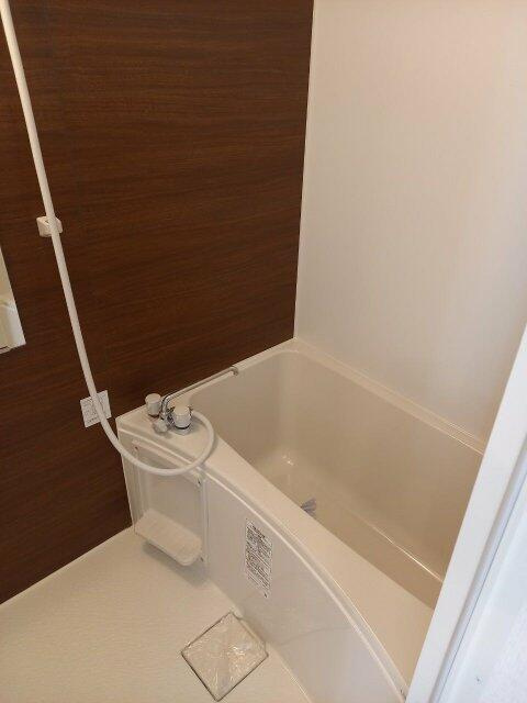 川崎市多摩区登戸のアパートの浴室