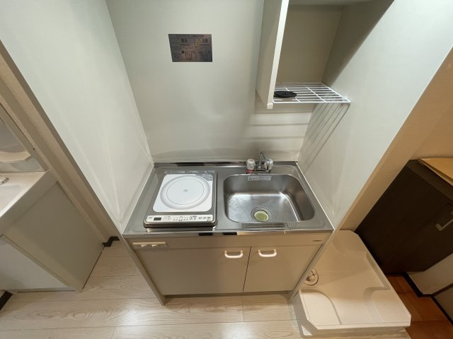 川崎市多摩区登戸のアパートのキッチン