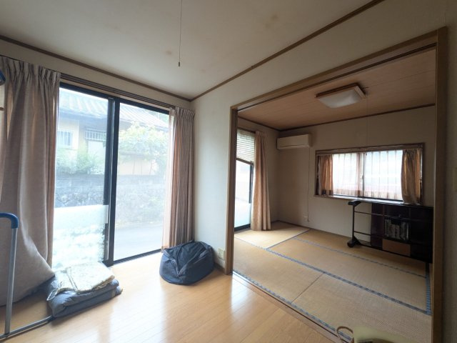 【中古物件】　常磐湯本町吹谷　一戸建ての居間・リビング
