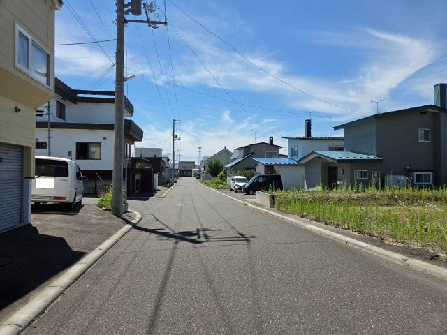 【前面道路含む現地写真】の画像