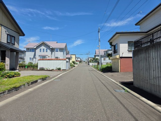 【前面道路含む現地写真】の画像