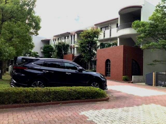六甲高羽アーバンライフの駐車場|高台に位置しているため景観良好
