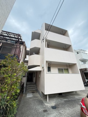 千里ハイツの外観