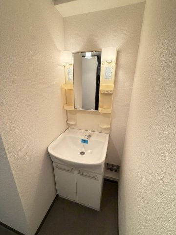 千里ハイツの洗面所