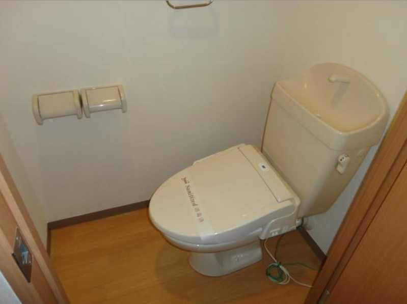 横浜市港北区新吉田町の賃貸マンションのトイレ|清潔感あるトイレです！
